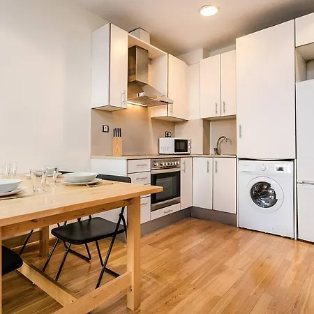Homenfun Poble Sec Apartment